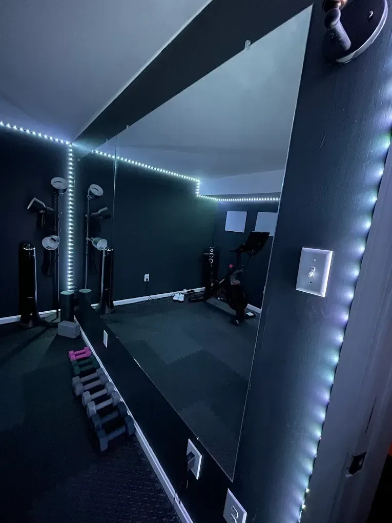 Professional mirror installation in Pottstown, PA